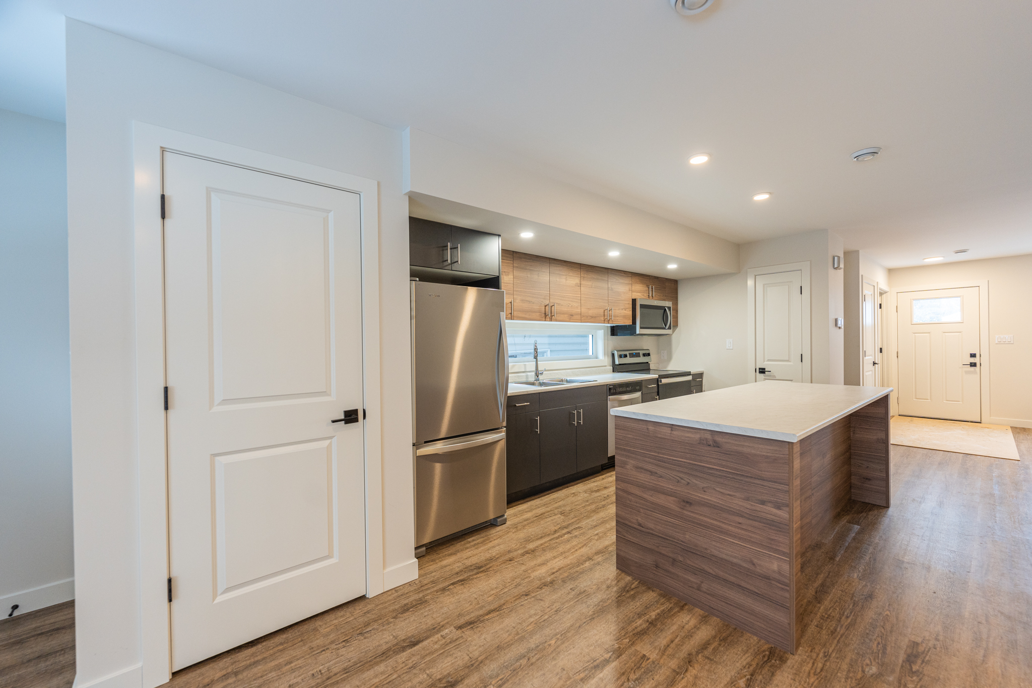 224 Semple Avenue - (Main floor)