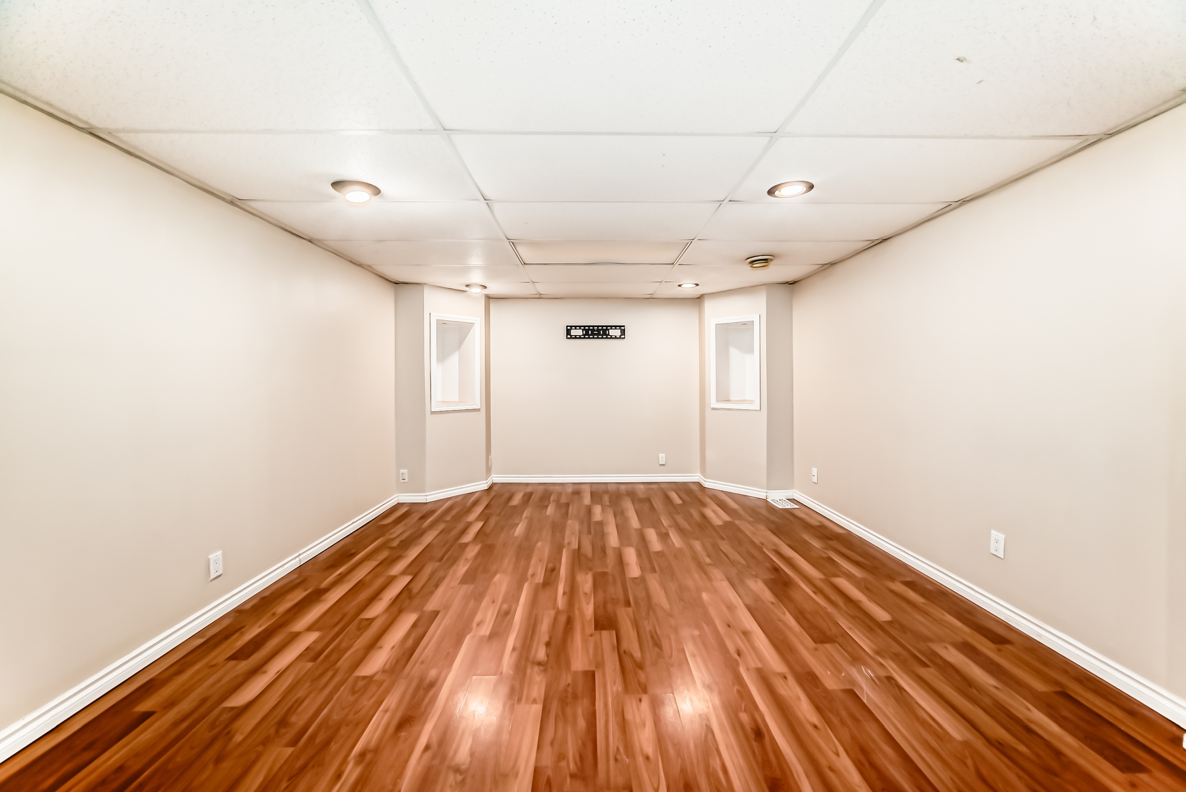 327 Dalhousie Drive - 2 (Basement)